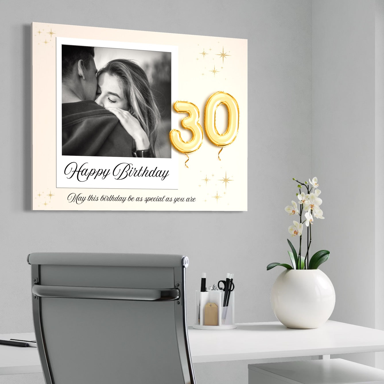 Tablou canvas decorativ cu tablou aniversare cu cuplu imbratisat